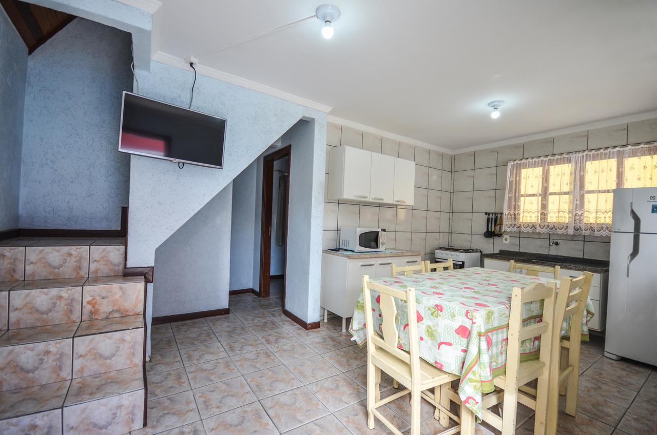 בומבינאס Pousada Cabanas Porto Belo מראה חיצוני תמונה